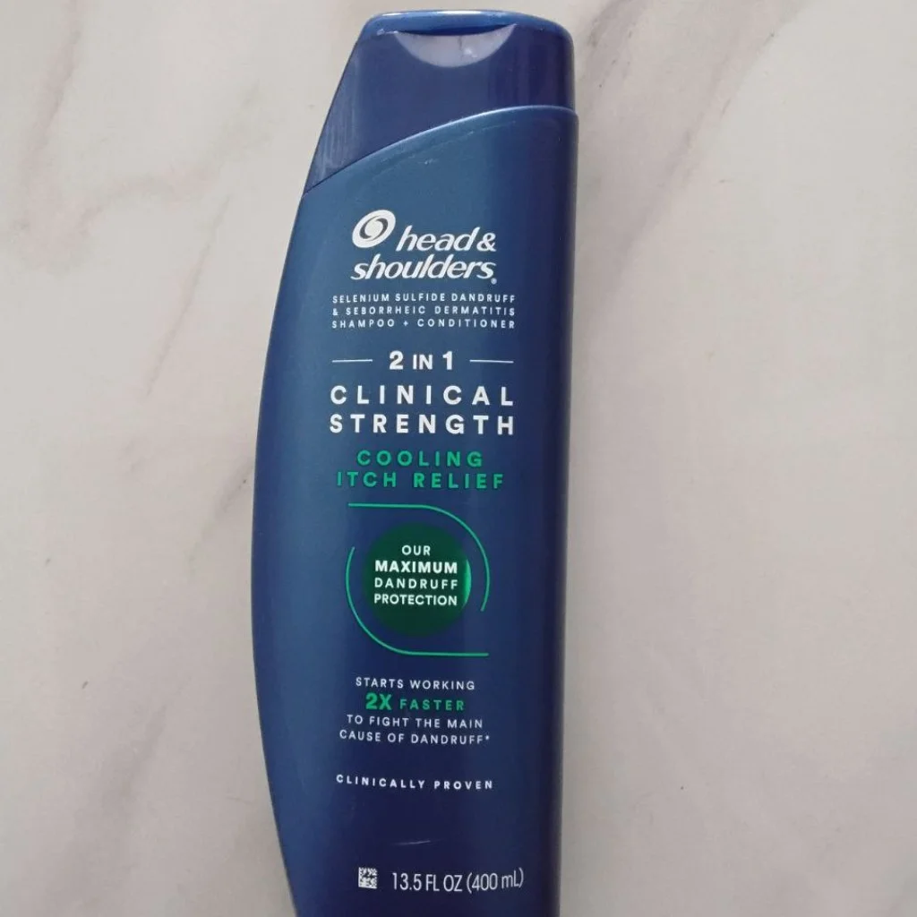 Head & Shoulders Clinical Strength Cooling Itch Relief 2-in-1 Shampoo + Conditioner — available at pharmacies in Cambodia on PharmKulen