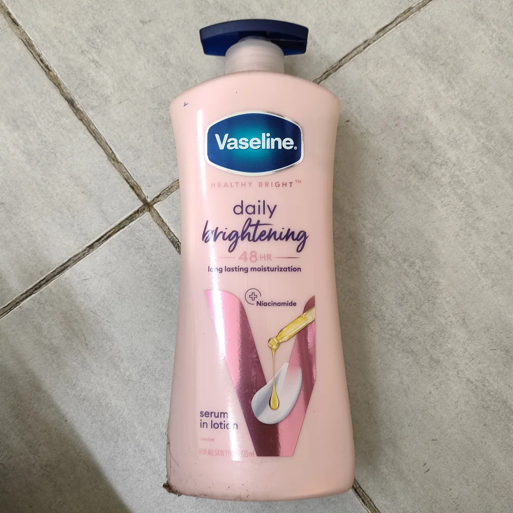Vaseline Healthy Bright Daily Brightening Serum in Lotion — available at pharmacies in Cambodia on PharmKulen