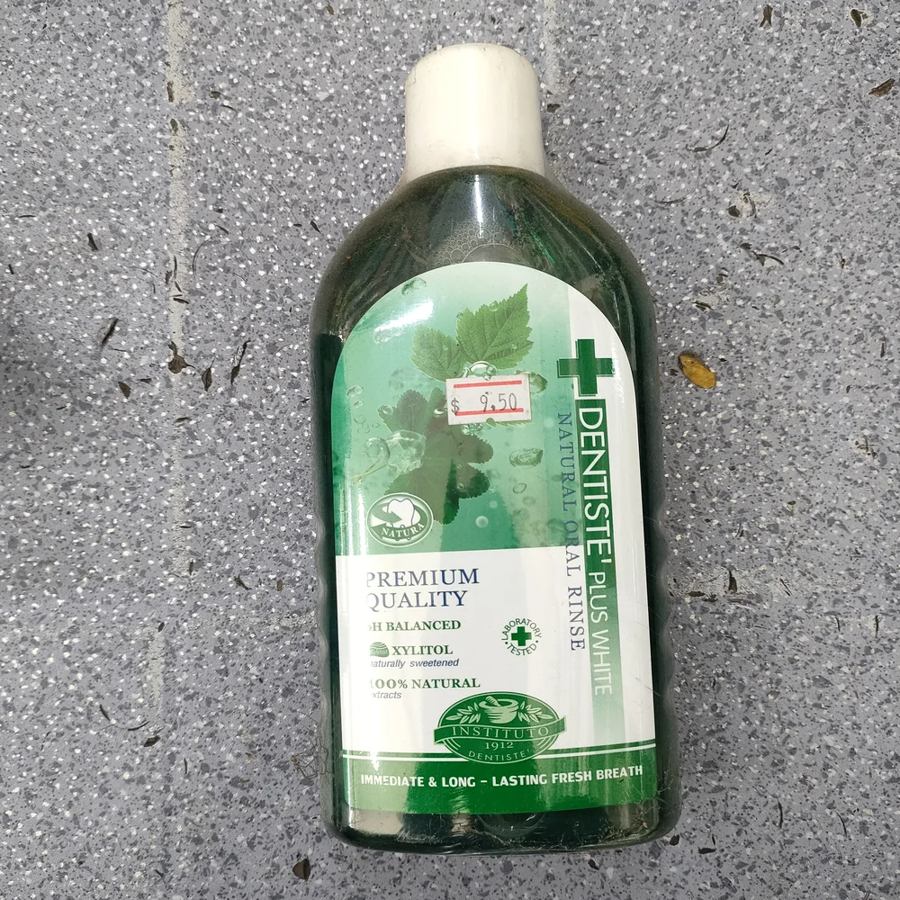 Dentiste' Plus White Perfect Gum & Tooth Protection Mouthwash 700ml — available at pharmacies in Cambodia on PharmKulen